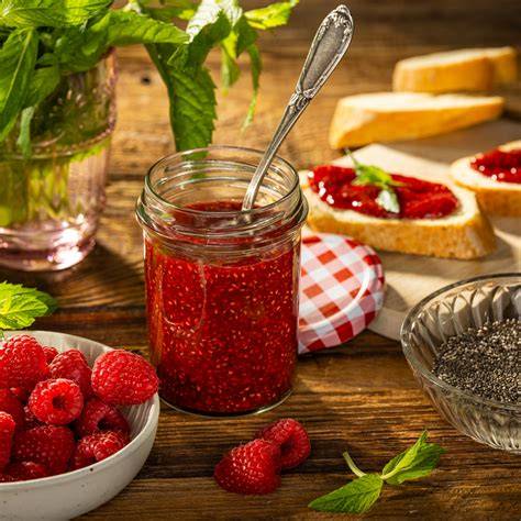 Chia-Himbeer-Marmelade im Glas