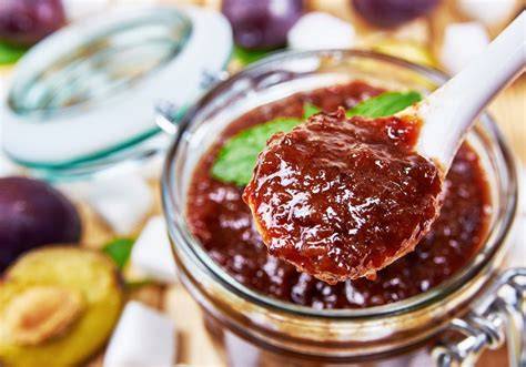 Chia-Pflaumenmarmelade: Konsistenz durch Samenmenge steuern