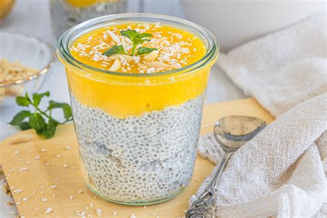 Chia-Samen, Pflanze und Pudding