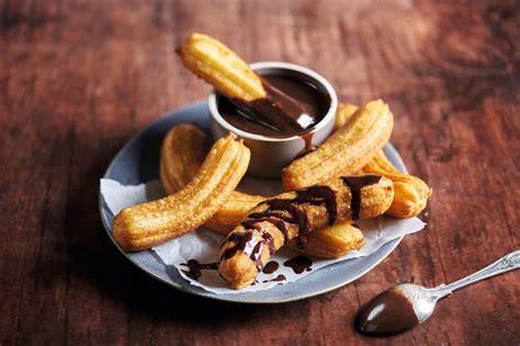 Churros mit Schokoladensauce
