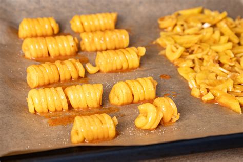 Cornetti auf Backblech, goldbraun