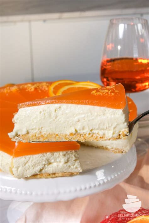 Cornflakes-Boden für Aperol Spritz Torte in der Springform