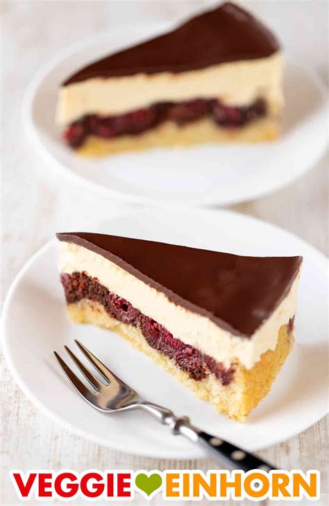 Cremino Vegane Torte auf Teller