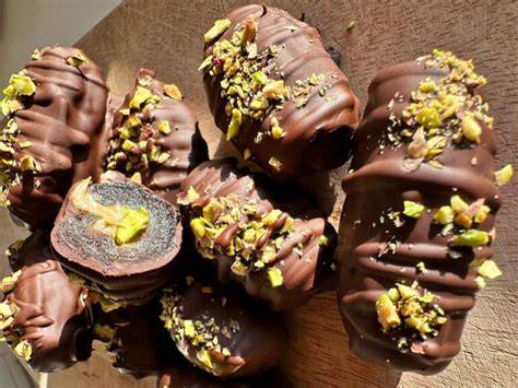 Cross-Section und Innenleben einer Dubai Praline (Schichtaufbau)