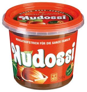 DDR Frühstückstisch mit Nudossi und Nutella