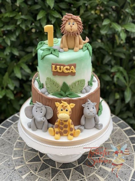 Dekorationsbeispiel der Safari-Torte (Löwe und Giraffe)