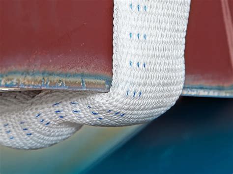 Dekorationstechniken: Marmorierung, Drip-Effekt, scharfe Kanten