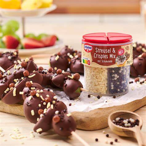 Dekorideen: Streusel, Nüsse und Crispies auf Schokofrüchten