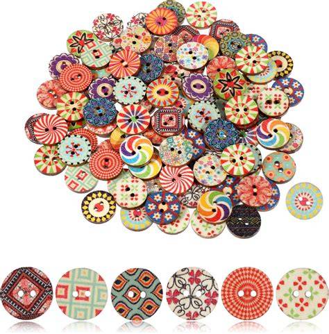 Dekorierte Lebkuchenmännchen: Muster, Knöpfe, bunte Details