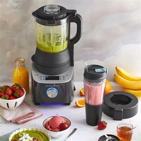 Deluxe Blender von Pampered Chef auf Arbeitsfläche