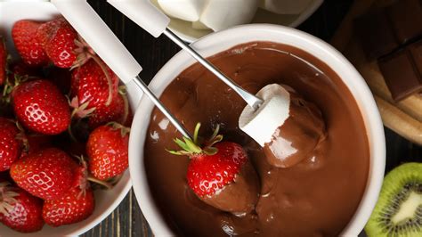 Dessert-Buffet nach Fondue: Auswahl leichter Optionen