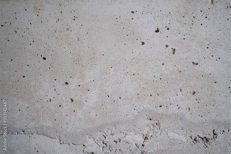 Detailaufnahme: Sahnerand mit Beerenverzierung