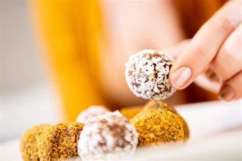 Detailaufnahme Zuckerkruste auf Praline
