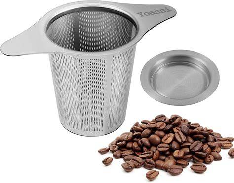 Deutsche Kaffeetasse und Handfilter