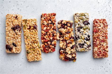 Die Riegel im Vergleich: Granola, Flapjack, Fruchtriegel, Bliss Balls