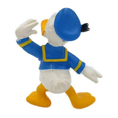 Donald Duck Figur aus Fondant formen und befestigen