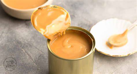 Dose mit Dulce de Leche im Topf