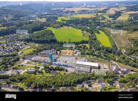 Drehort Sauerland: Industrieles Werk & malerische Landschaft