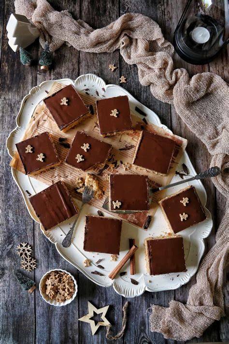 Duftende Lebkuchen auf Blech