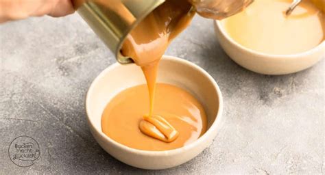 Dulce de Leche aus gezuckerter Kondensmilch - Herstellungsschritte im Topf