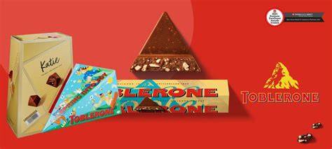 Duty-Free-Regal mit Toblerone