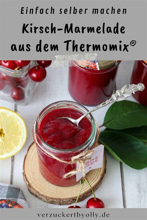 Einfüllen von heißer Marmelade in Gläser