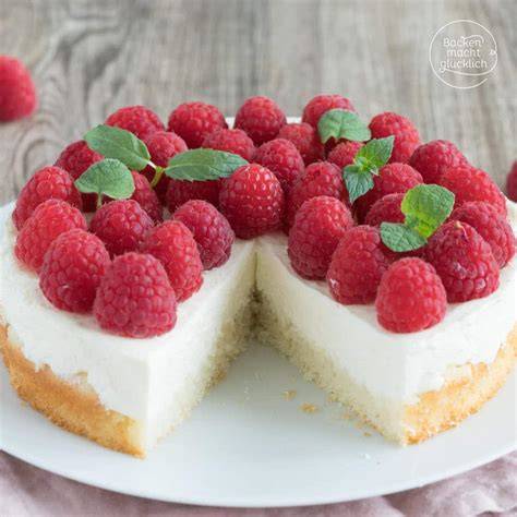 Einfache Himbeertorte mit Joghurtcreme - Zutaten und Zubereitungsschritte