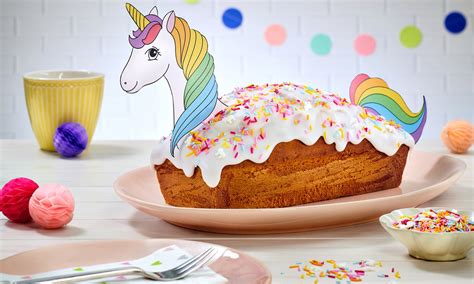 Einhorn Kastenkuchen mit Glasur
