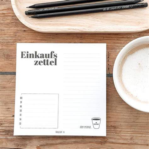 Einkaufszettel mit markierten Schokoladen- und Kaffee-Angeboten