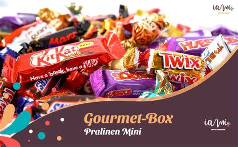 Einzeln verpackte Mini-Pralinen in einer Schachtel