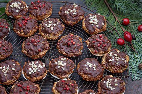Elisenlebkuchen auf Oblaten mit Mandeln