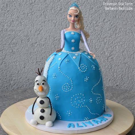 Elsa Torte mit Fondant und Puppe