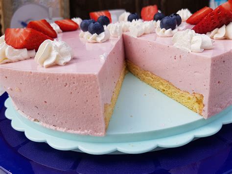 Erdbeer-Joghurt-Torte