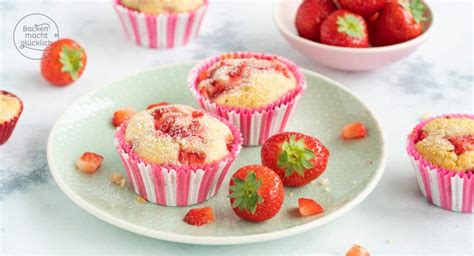 Erdbeer-Muffins mit weißer Schokolade