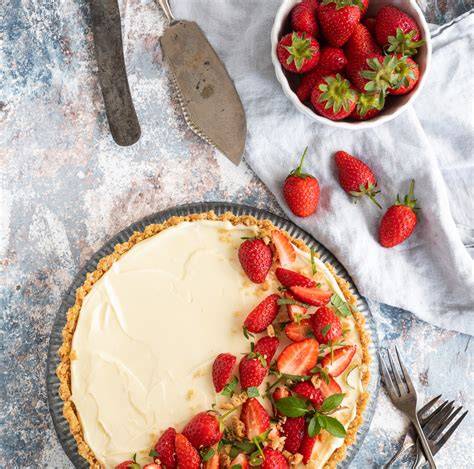 Erdbeer-Tarte mit weißer Schoko-Ganache