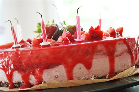 Erdbeeren auf Kühlschranktorte