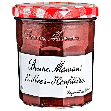 Erdbeeren und Zucker in Bonne Maman Konfitüre
