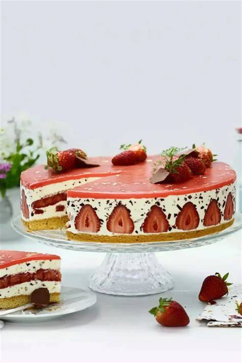 Erdbeersaison genießen mit selbstgemachter Stracciatella Torte