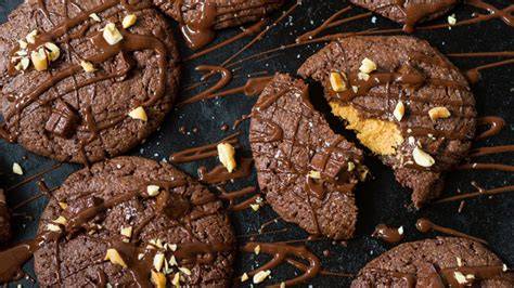 Erdnussbutter Cookies mit Schoko & Nüssen