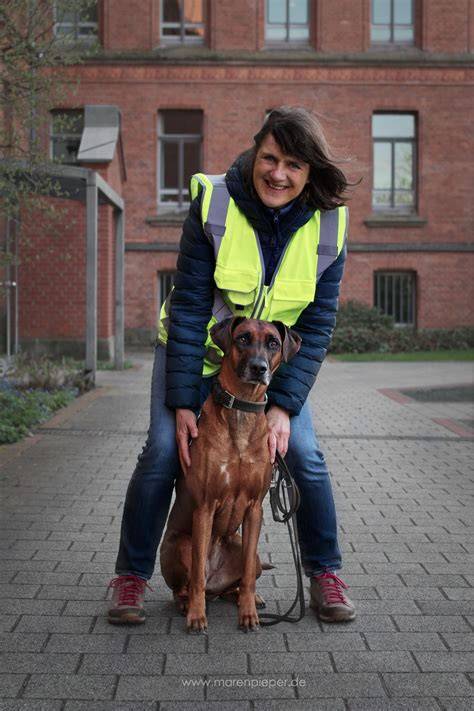 Erfolgreiches Team: Trüffelhund und Hundeführer