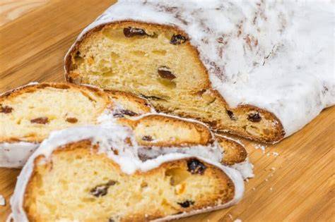 Erfurter Schittchen, traditionell mit Rille und zerlassener Butter