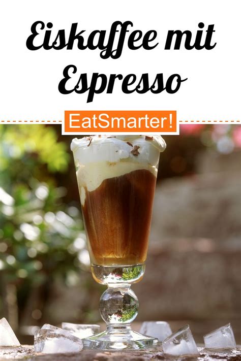Espresso, Glas Eiskaffee und Orangen-Scheiben