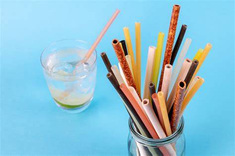 Essbare Strohhalme aus Getreide und Zucker