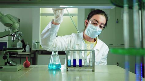 Experimente: CO2-Produktion bei Hefe-Zucker-Reaktion im Labor