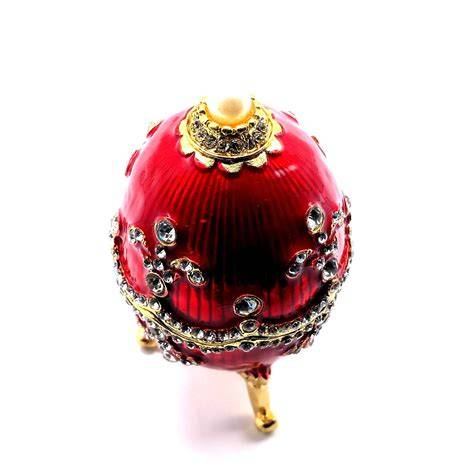 Fabergé-Ei mit aufwendiger Verzierung