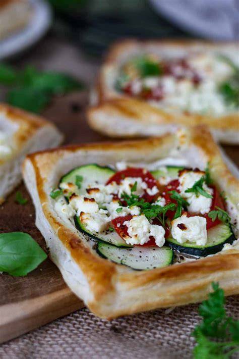 Faltmuster: Umschlag, Päckchen, Kissen - Blätterteig-Formen für Feta
