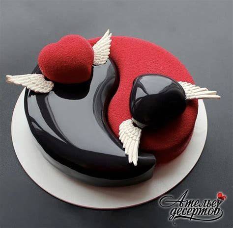 Farbauswahl und Inspiration für schwarze Fondant-Kreationen