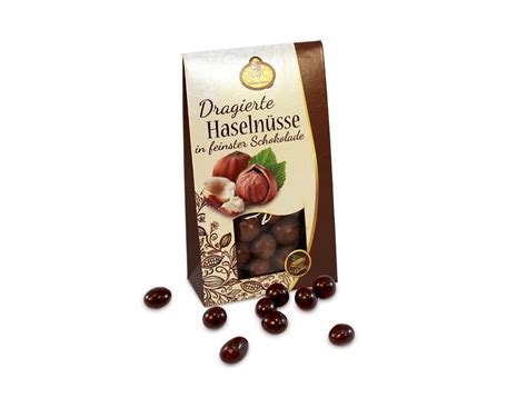 Feinste Zutaten - Piemonteser Haselnüsse und Zartbitterschokolade