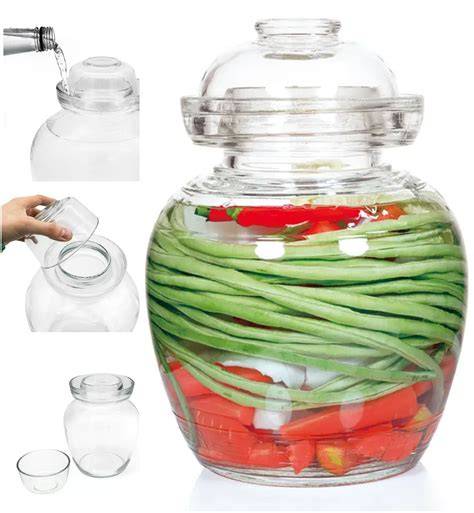 Fermentationsglas mit Chilis