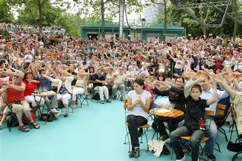 Fernsehgarten Bühne: Sommer, Publikum und Live-Acts